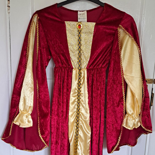 Medieval tudor queen - tudor,,