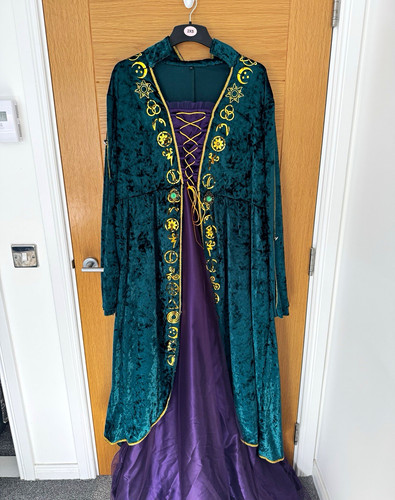 Hocus pocus winifred sanderson - hocus,