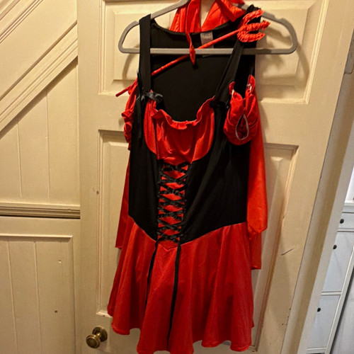Red black devil - &,